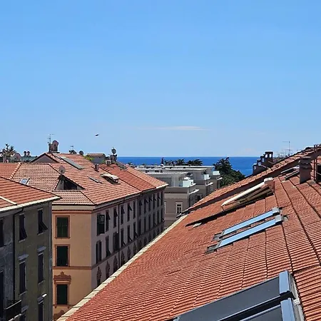 Apartment La Mansarda Di Via Niella